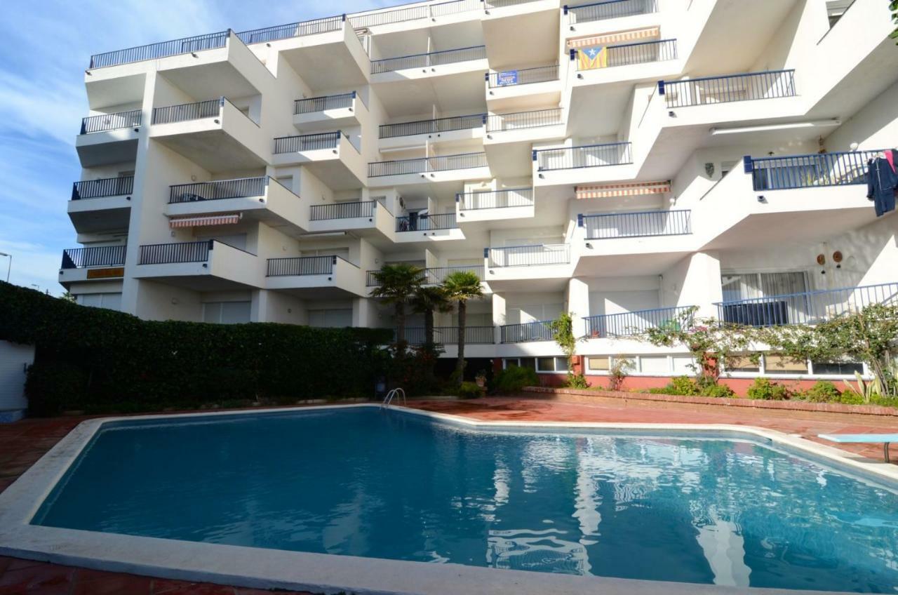 Passeig Del Mar 9 2.2 Apartment L' Escala Екстериор снимка