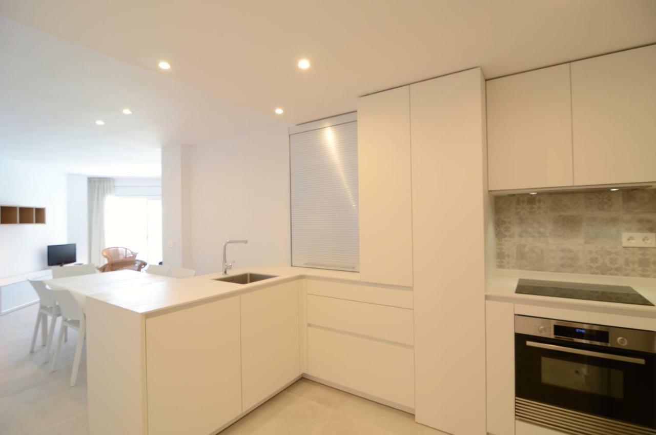 Passeig Del Mar 9 2.2 Apartment L' Escala Екстериор снимка